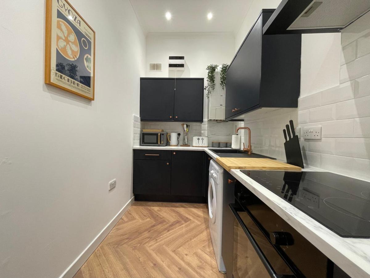 The Haven Apartment Greenock Bagian luar foto